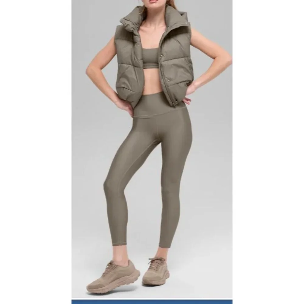 New Alo Womens Gold Rush Puffer Vest Hood Light Cocoa Size Large - Picture 4 of 10